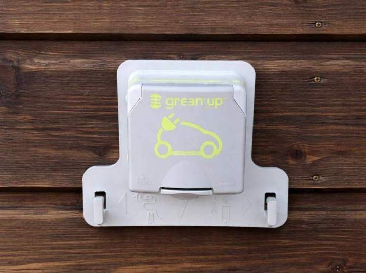 Rechargez votre véhicule électrique en toute sécurité.